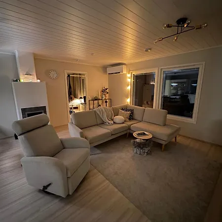 House Venni 펜션 로바니에미